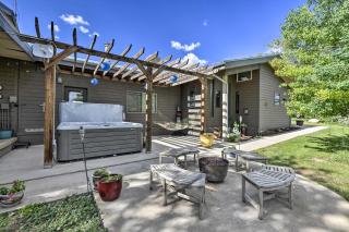 Serene Mountain Retreat with Patio and Mtn Views! - 9