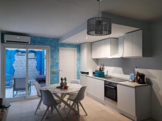 Around the corner - 8