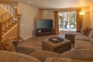 5 Bed 3 Bath Vacation home in Sunriver - Sunriver - 9