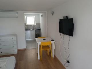 Apartmani Jure Perić - 0