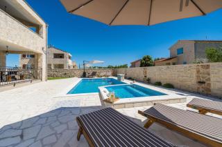 Villa St Vid 1 - Privlaka - 1