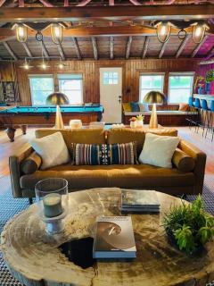 Peaceful Getaway Cottage on grounds of historic mid-century gem - Northborough - 7