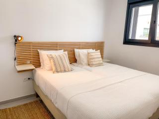 Cozy, well located and balcony sheltered from wind - Tarifa - 1