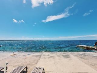 Old Piran Dolphin House by the Beach - 9