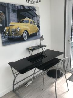 Stanley Holiday Home-Free Parking & Self check-in - 7