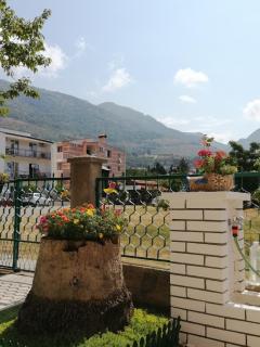 Dom za odmor J&S - Sutomore - 3