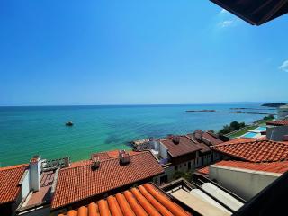 White Coast Beach Apartments - 1