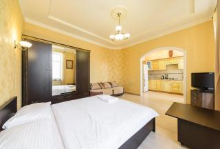 911 Apartments Antonovichа - Kiev - 3