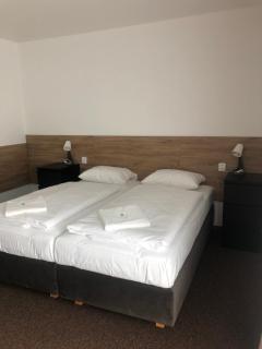 Motel R10 - Mladá Boleslav - 2