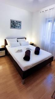 Radenka Zafron Apartment - Vodice - 1