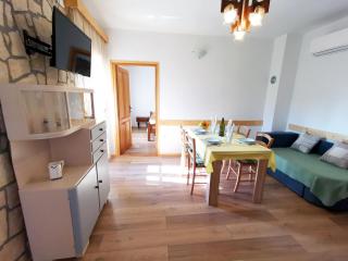 Villa Mira Garica by El-Pi Tours - 5