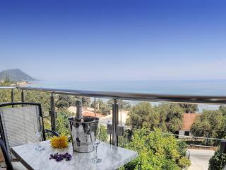 Ionian Eye Design Studios & Spa - Mesongi - 9