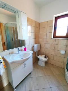Villa Mira Garica by El-Pi Tours - Garica - 3