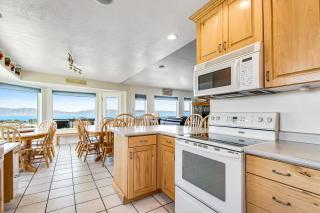 Sail Boat Manor - Garden City - 2