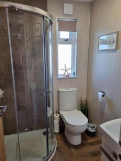 Captivatingly Stunning 2-Bed Chalet in Bridlington - 6