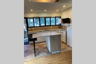 Lumineux appartement au milieu des arbres - 2