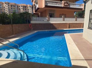 Magnífico Apartamento 3 línea playa y Piscina - 0