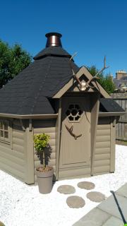 Aye Stay Home, city centre - 4