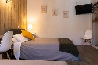 Hôtel Saint Florent - Orange - 8