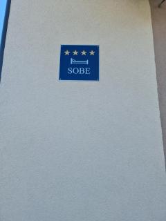 KE-TO Zagreb Airport Rooms - 5