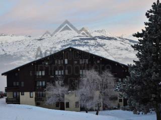 Studio rénové 3 étoiles, 4/5 pers, proche pistes, balcon, parking - FR-1-329-19 - Bellentre - 2