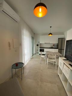Torregrande Apartments - 9