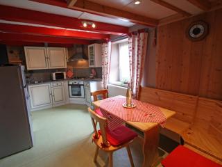 Charmant gîte avec terrasse, WiFi et garage moto à Gérardmer - FR-1-589-133 - 8
