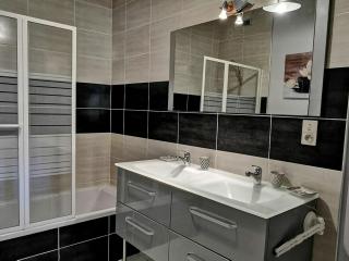 Élégante maison de maître XVIIIe, jardin clos 500m², nature, proche Puy-en-Velay, 11 pers., cosy & confort - FR-1-582-315 - Arsac-en-Velay - 4
