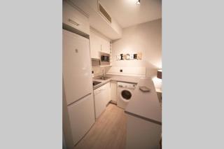 For You Rentals Beautiful Apartment TEMPORAL Santiago Bernabéu JMC5 - Madrid - 1