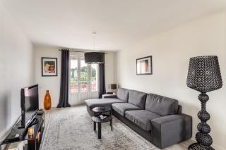 Blanche de Castille- Rond point de Paris - 5