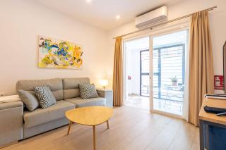 Nine O'Clock Metrosol - Sevilla - 0