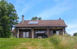 Gorgeous Home In St-Hilaires-Les-Places - 0