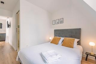 REIMS - Place du Forum - Cathédrale - Terrasse - 4