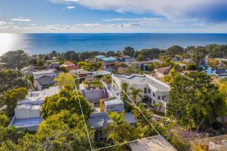 Beach Resort Home with Ocean Views Jacuzzi & Sauna! - San Diego - 0