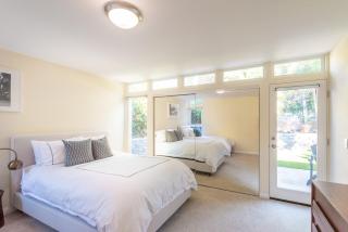 Beach Resort Home with Ocean Views Jacuzzi & Sauna! - 7