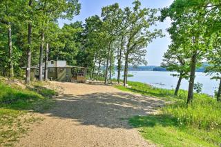 Waterfront Bull Shoals Lake Cabin with Deck and Views! - Diamond City - 8