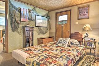 Waterfront Bull Shoals Lake Cabin with Deck and Views! - Diamond City - 5