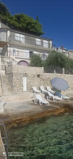 Apartment on the beach - Lokva Rogoznica - 6