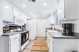 Mountain View Modern Condo Permit# 4340 - Palm Springs - 3