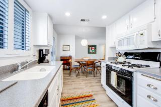 Mountain View Modern Condo Permit# 4340 - Palm Springs - 2
