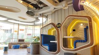 YELLO Hotel Kuta Beachwalk Bali - Kuta - 4