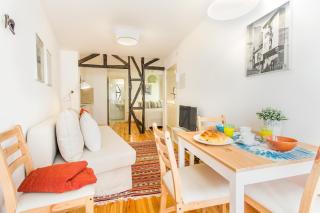 Guest Inn Alfama Apartments - Lisbona - 9
