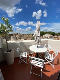 Attique Saint Pierre - Dans le ciel des teinturiers - Avignon - 7