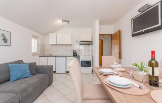 Apartments Mikulić - Biograd na Moru - 9