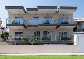 Crist Luxury Apartments - Nea Potidaea - 0