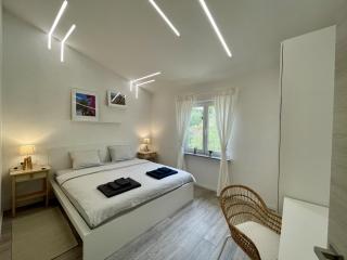 Lambda Holiday Apartments - 7