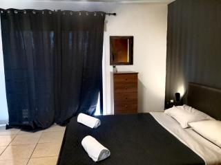 St Lazaros, Larnaca Center Studio - 6