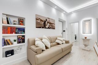 BMGA l The White Crown Apartment in Testaccio - Rome - 2