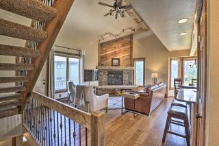 3-Story Home with Balcony about 6 Mi to Winter Park! - 4