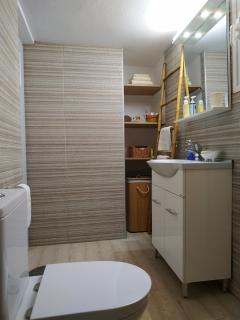 Charming 2-Bed Vacation House in Lagonisi Attikis - Kalívia Thorikoú - 5